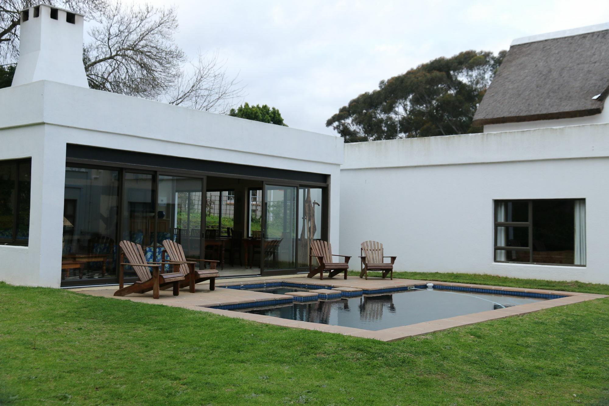 The Welgemoed 3* Bellville